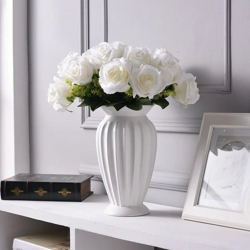 Modern Minimalist Europe Style Ceramic Flower Vase Ornaments Creative Tabletop Flower White Vase Home Christmas Decoration