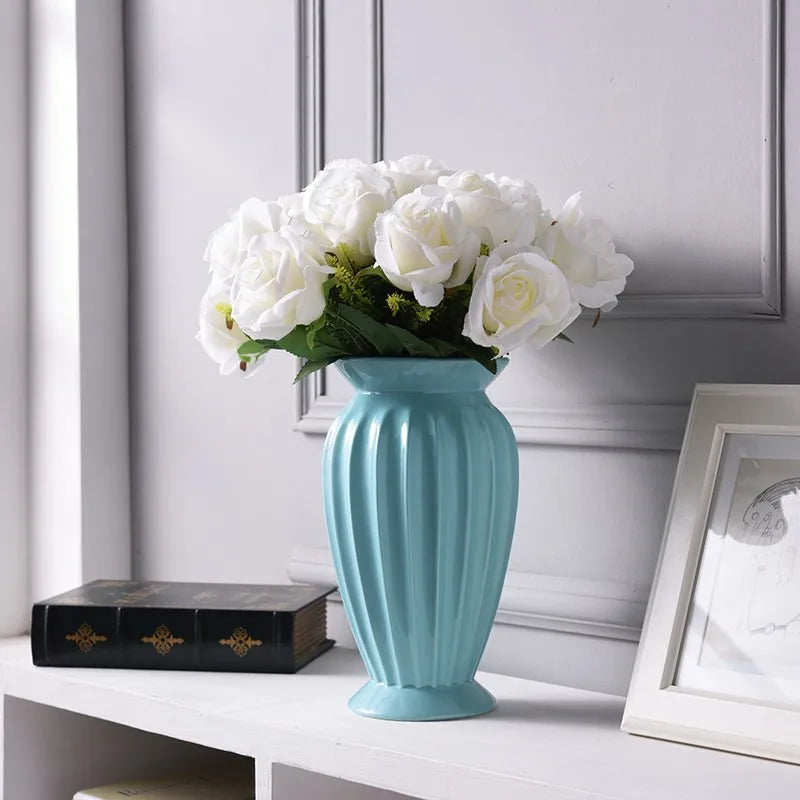 Modern Minimalist Europe Style Ceramic Flower Vase Ornaments Creative Tabletop Flower White Vase Home Christmas Decoration