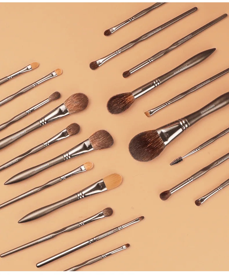 20pcs/set Animal Hair wood Powder Makeup Brushes Full set Highlight Base Make up Brush Eyebrow Eyeshadow Lip cosmetic tools kit